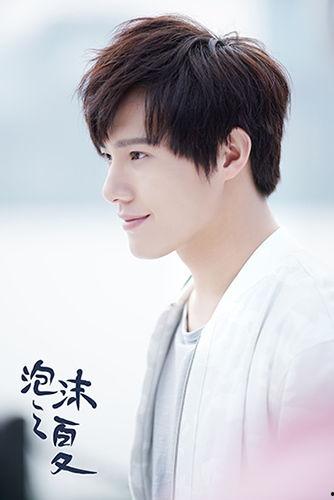 泡沫之夏吃瓜,揭秘剧中吃瓜群众的甜蜜与苦涩