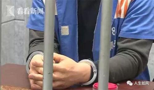 小伙吃瓜被撞,小伙边吃瓜边遭车祸，意外瞬间引发网友热议